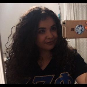 Meet your Posher, Kelly